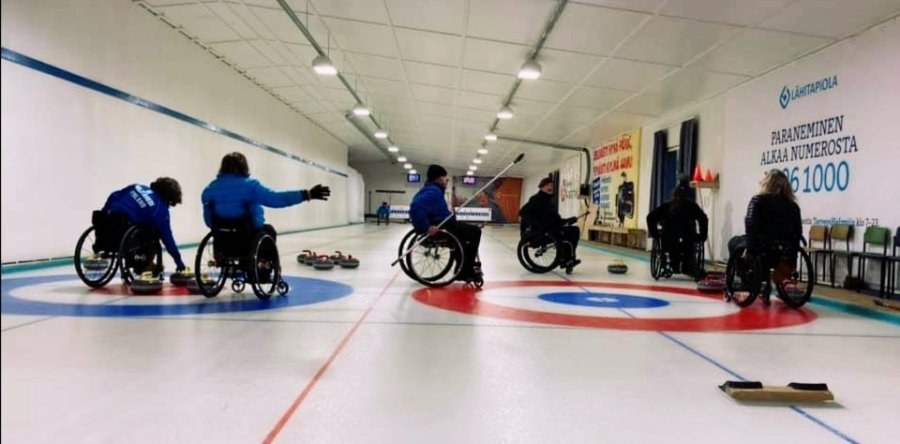 PT-curlingia